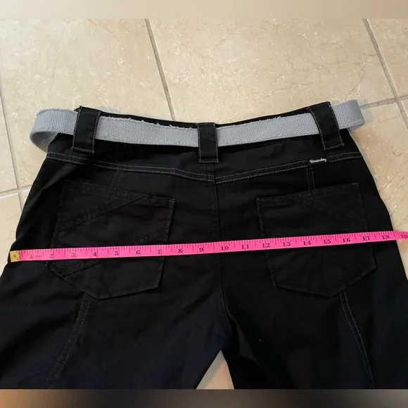 UNIONBAY Black Capris with Adjustable Gray Belt - Picture 15 of 16